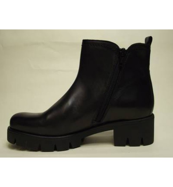 Gabor Boot